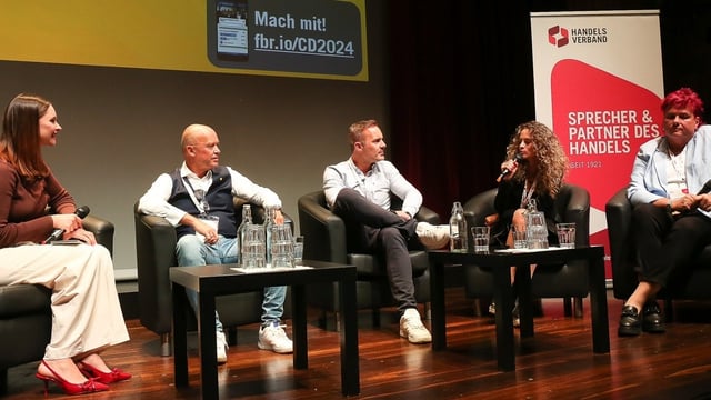 Consumer Day on stage