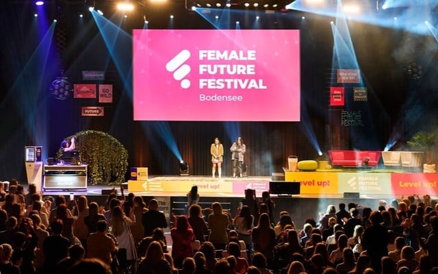Female Future Festival auf der Bühne