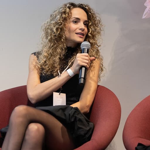 Profile image of Victoria Neuhofer